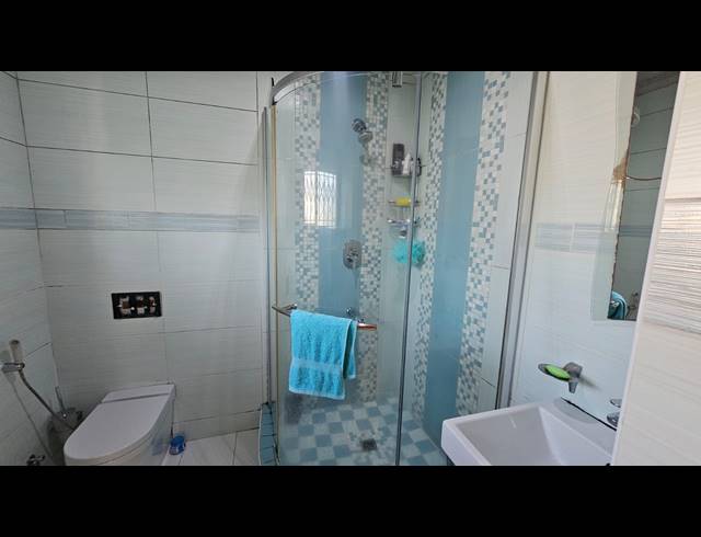 4 BEDROOM FREESTANDING FOR SALE IN RICHEM